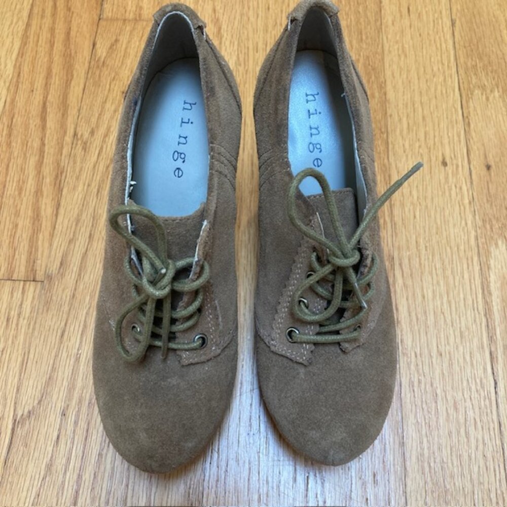 Hinge brown suede platform chunky high heel derby shoes size 5.5